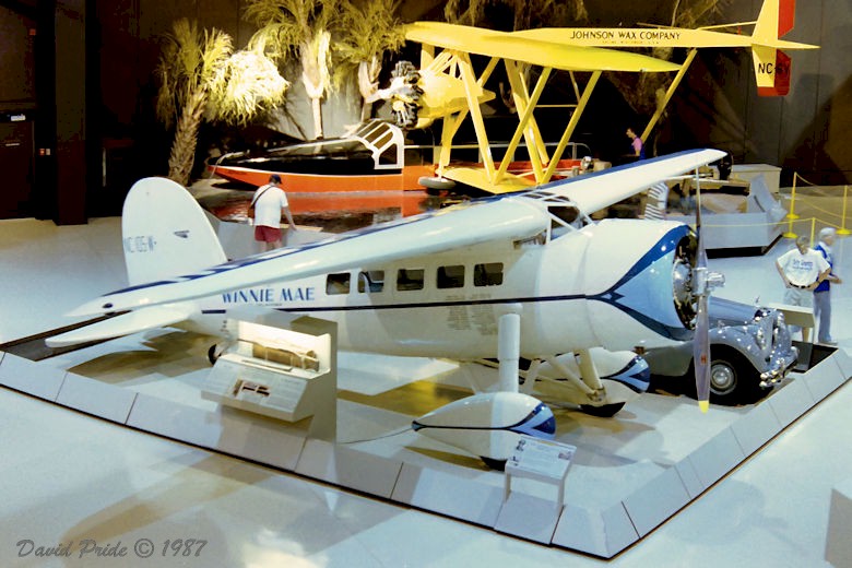 Lockheed Vega Winnie Mae