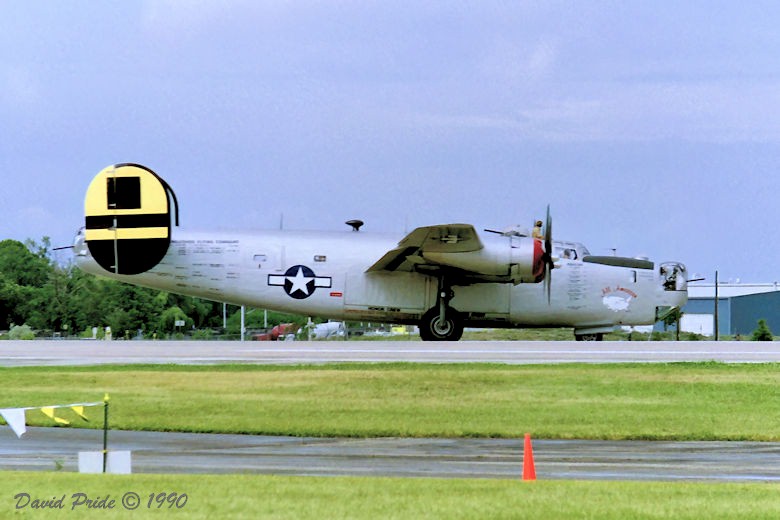Consolidated B-24J Liberator 