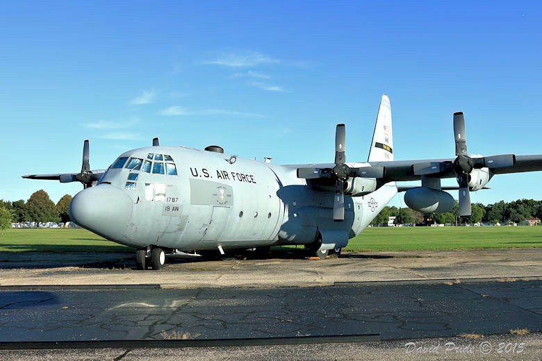 Lockheed C-130E Hercules