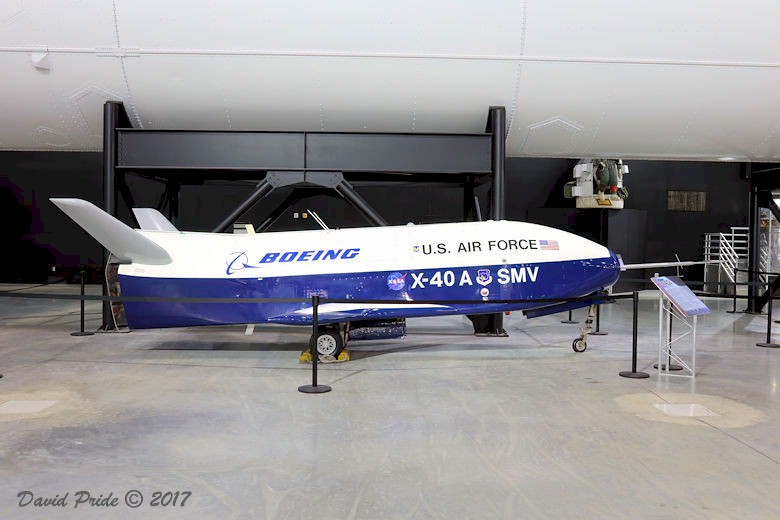 Boeing X-40A