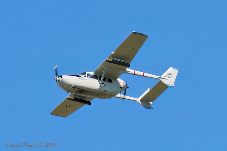 Cessna 0-2A Skymaster 