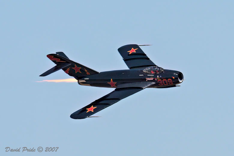 Mikoyan-Gurevich MiG-17F Fresco-C