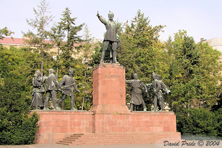 Lajos Kossuth Statue