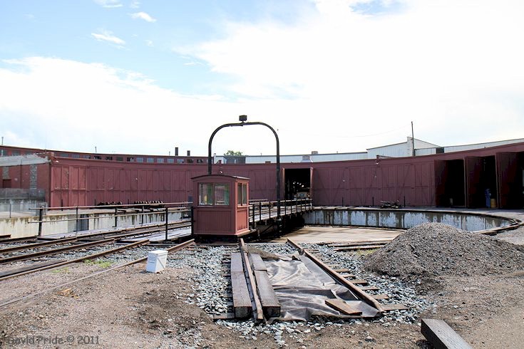 Roundhouse Turntable