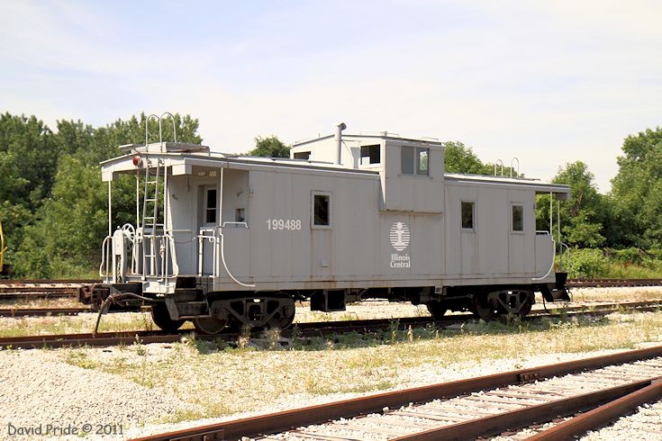 Illinois Central Wide Vision Caboose