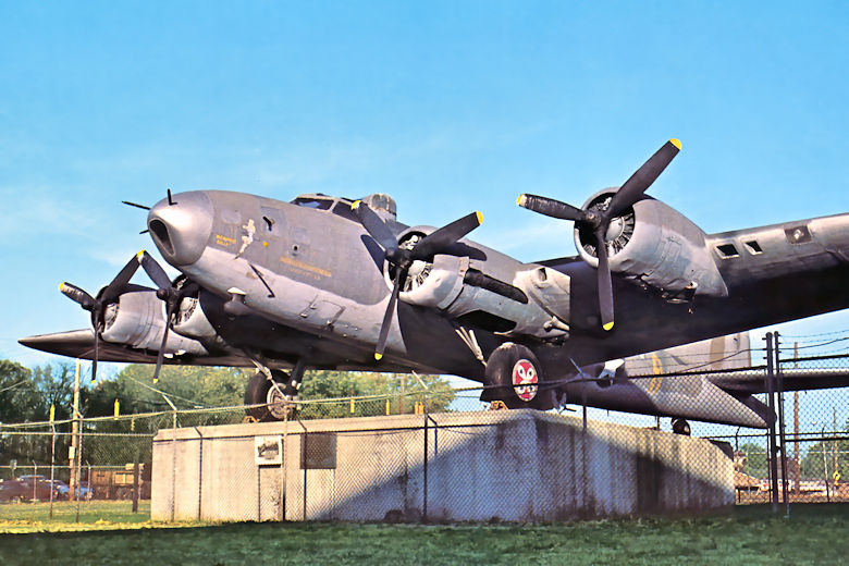 Boeing B-17F Memphis Belle