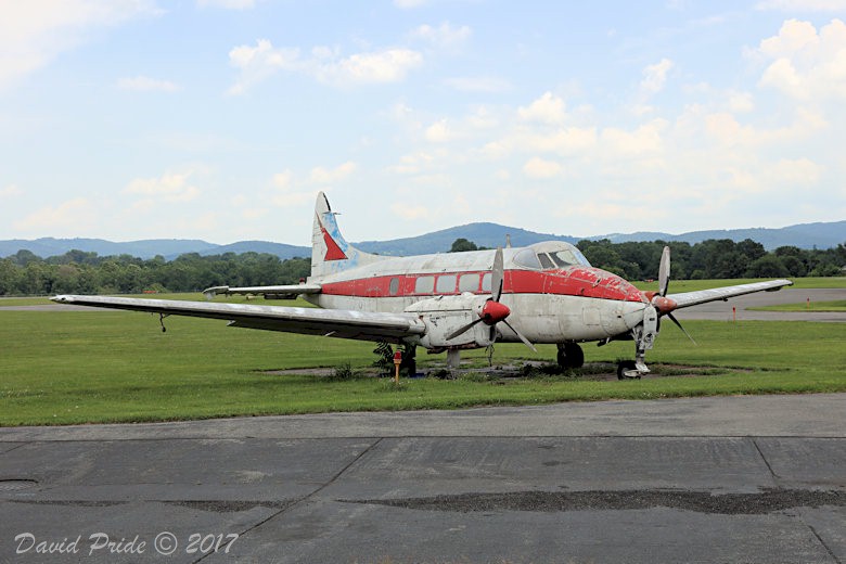 De Havilland Dove 5A