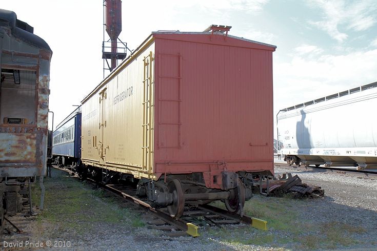 FGEX 55985 Wood Reefer Car